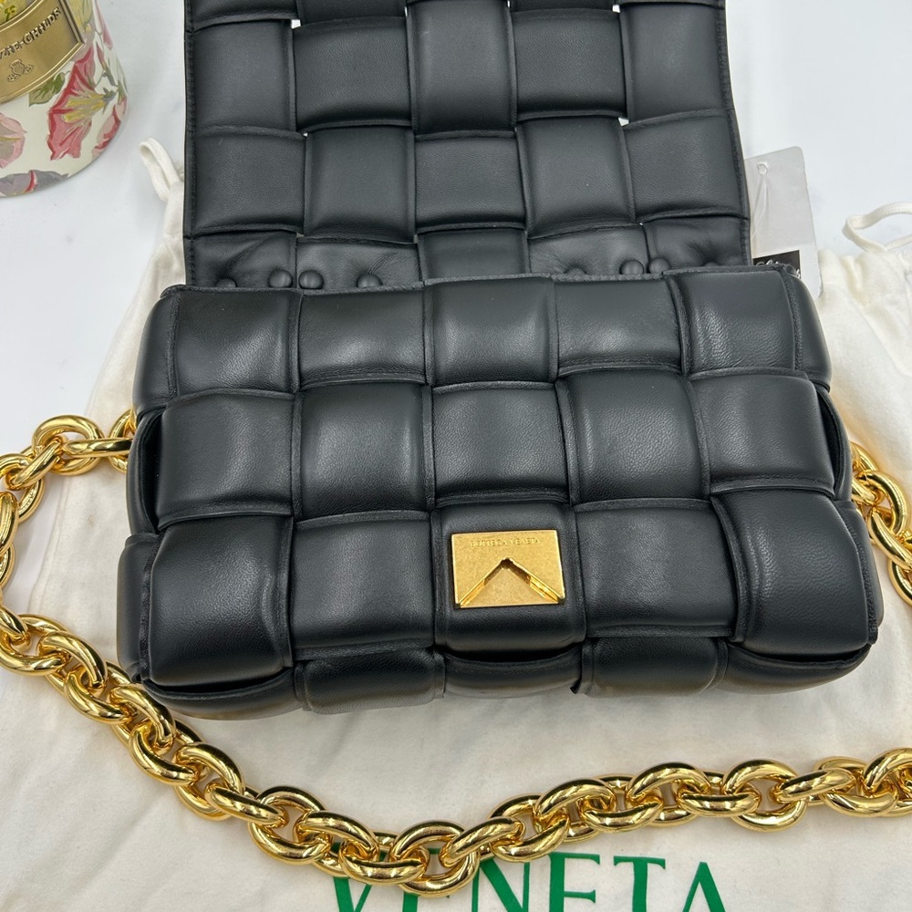 Women's Bottega Venetta Maxi lambskin intreccio padded chain cassette Crossbody - Picture 10 of 13